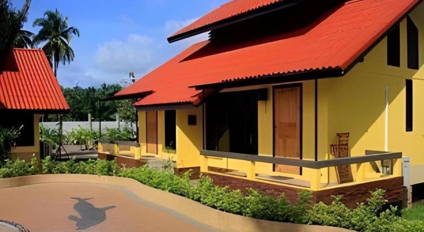 Tanisa Resort Chumphon Exterior foto