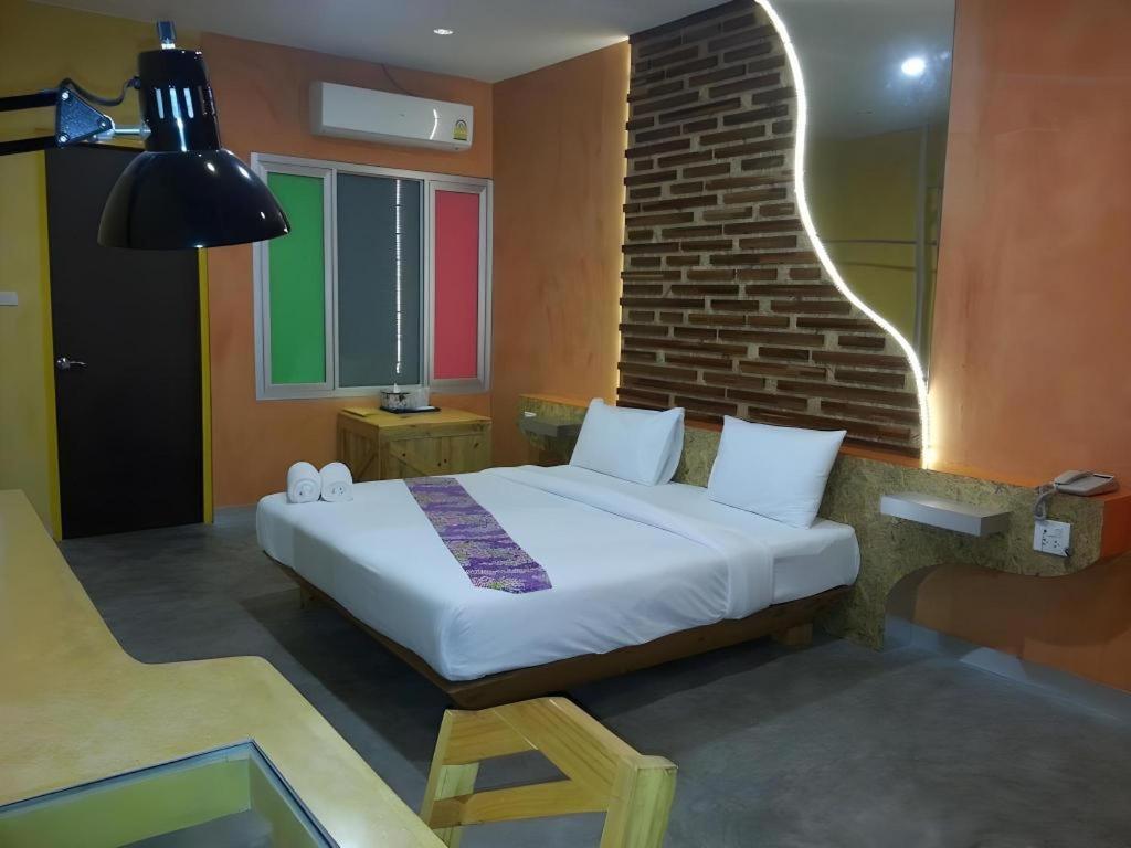 Tanisa Resort Chumphon Exterior foto
